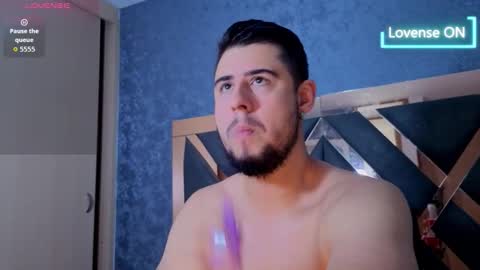 R Y A N online show from 10/22/25, 10:04