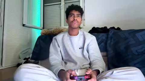 ryan_hil online show from 10/26/25, 04:24