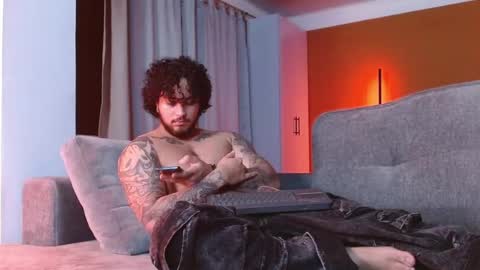 RYAN online show from 09/19/25, 04:47