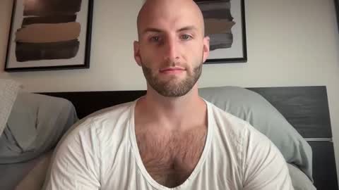 Ryan  Chad online show from 11/05/25, 02:50