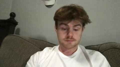 ryanhung_57 online show from 11/17/25, 04:18