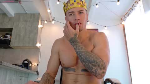 Ryan Blue ig ryannblue online show from 10/24/25, 07:10