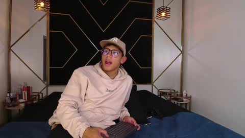 RyanPricee online show from 10/22/25, 04:24