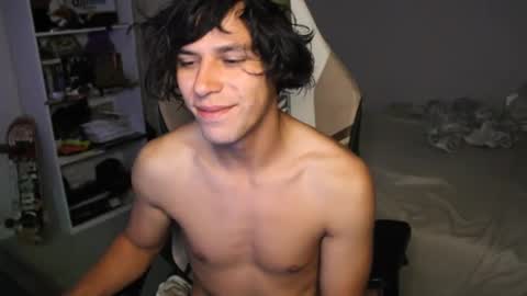 Snapshot of ryot35 chatting on 10/04/25, 02:59 Ryot3 online show from 10/04/25, 02:59