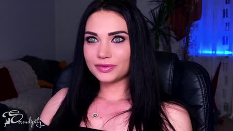 Snapshot of s3r3ndipity chatting on 02/04/25, 09:41 Y online show from 02/04/25, 09:41