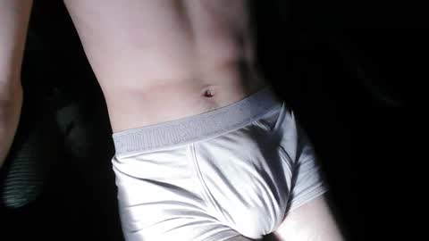 Max online show from 09/30/25, 09:42