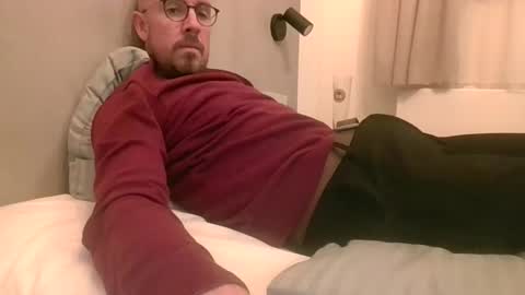 Snapshot of s_i_q chatting on 09/23/25, 06:44 s_i_q online show from 09/23/25, 06:44