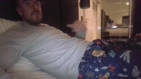 Snapshot of s_i_q chatting on 11/23/25, 08:41 s_i_q online show from 11/23/25, 08:41