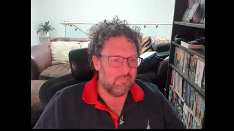 Snapshot of saacs chatting on 10/31/25, 12:55 Saacs online show from 10/31/25, 12:55