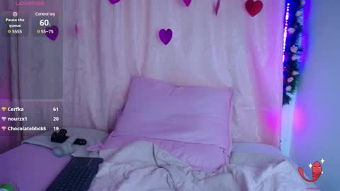 Snapshot of saalomee_1 chatting on 03/10/25, 08:34 saalomee 1 online show from 03/10/25, 08:34