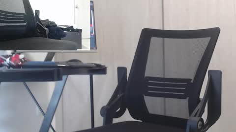 Saat online show from 10/08/25, 01:14