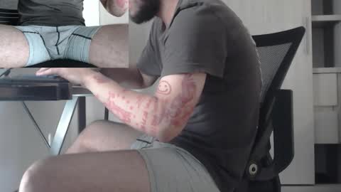 Saat online show from 10/27/25, 09:24