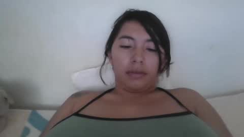 Snapshot of saavaghechick chatting on 11/27/25, 04:20 Jeane online show from 11/27/25, 04:20