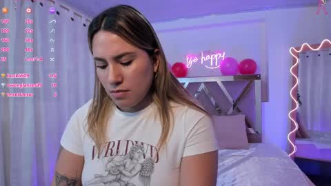 Snapshot of saaya_tay chatting on 02/23/25, 02:35 saaya_tay online show from 02/23/25, 02:35