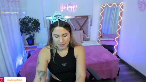 Snapshot of saaya_tay chatting on 02/24/25, 11:54 saaya_tay online show from 02/24/25, 11:54