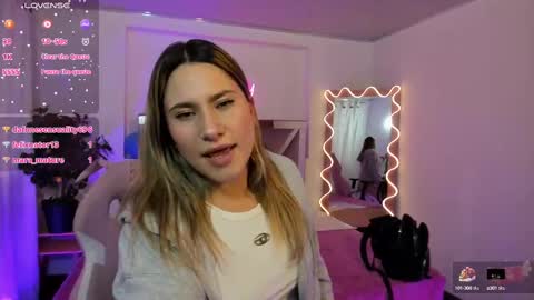 Snapshot of saaya_tay chatting on 02/26/25, 06:11 saaya_tay online show from 02/26/25, 06:11