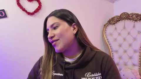 Snapshot of saaya_tay chatting on 11/06/25, 03:07 saaya_tay online show from 11/06/25, 03:07