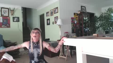 Snapshot of sab69 chatting on 10/08/25, 08:17 sab69 online show from 10/08/25, 08:17