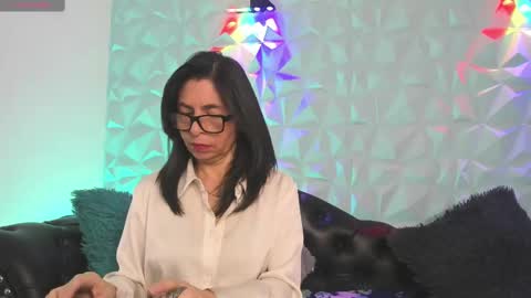 Snapshot of sabinadeluxe_cg chatting on 09/11/25, 02:06 sabinadeluxe_cg online show from 09/11/25, 02:06