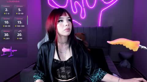 Snapshot of sabrina_bloom_ chatting on 09/13/25, 01:22 sabri online show from 09/13/25, 01:22