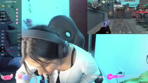 Snapshot of sabrina_chester_02 chatting on 03/06/25, 12:10 Angie online show from 03/06/25, 12:10