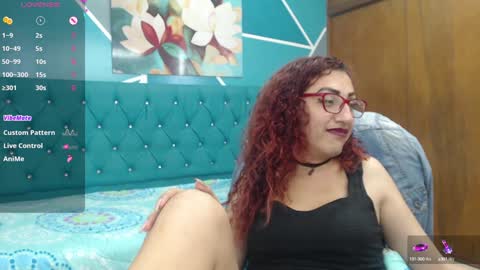 Snapshot of sabrina_dupont chatting on 01/12/25, 06:49 SABRINA online show from 01/12/25, 06:49
