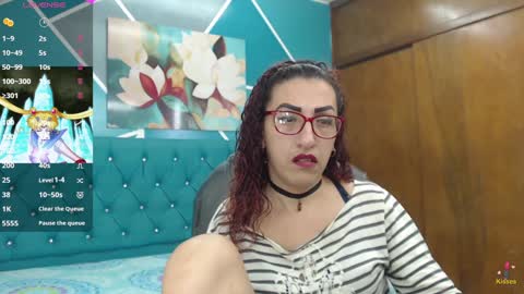 Snapshot of sabrina_dupont chatting on 02/05/25, 12:38 SABRINA online show from 02/05/25, 12:38