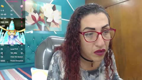 Snapshot of sabrina_dupont chatting on 03/06/25, 12:41 SABRINA online show from 03/06/25, 12:41