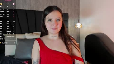 Snapshot of sabrina_lennox chatting on 01/25/25, 07:49 Sabrina Maria online show from 01/25/25, 07:49