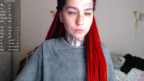 Lilith Solar online show from 10/26/25, 06:14