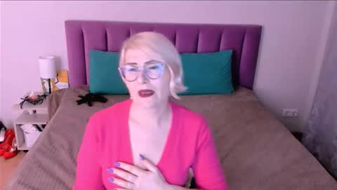 Sabrina MacMarren online show from 10/29/25, 05:58