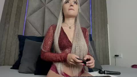 S A B R I N A  online show from 01/16/25, 11:37