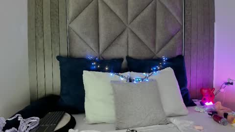 S A B R I N A  online show from 02/10/25, 11:25