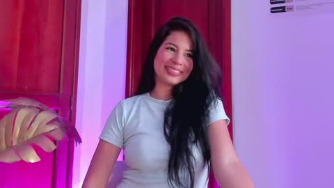 Snapshot of sabrinawarren chatting on 02/08/25, 03:21 Sabrina Warren online show from 02/08/25, 03:21