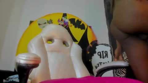 sabrinaxxx11 online show from 10/22/25, 11:15