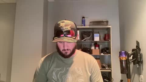 sacredroses online show from 11/11/25, 07:58