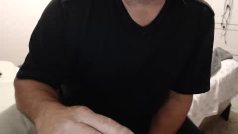 Snapshot of sactosteve chatting on 10/29/25, 07:15 dadbod online show from 10/29/25, 07:15