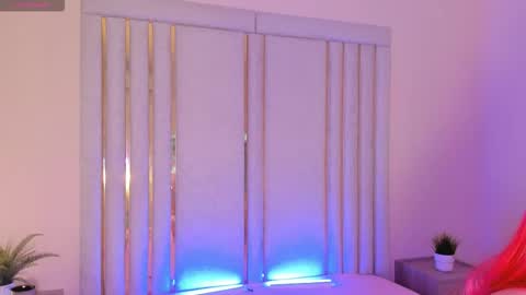 Mara online show from 10/19/25, 04:02