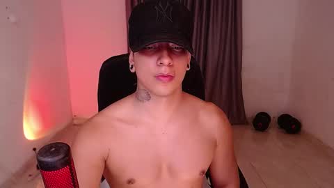 Snapshot of saenz_hotx chatting on 12/22/24, 01:45 saenz_hotx online show from 12/22/24, 01:45