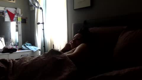 Snapshot of saggy888 chatting on 09/21/25, 08:21 MistressLady online show from 09/21/25, 08:21