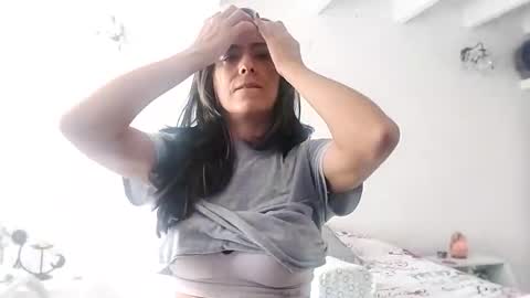 Snapshot of sahana_ashika chatting on 10/30/25, 02:51 Sahana Ashika online show from 10/30/25, 02:51