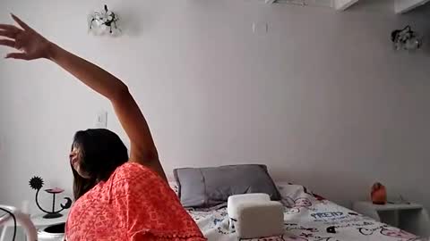 Snapshot of sahana_ashika chatting on 11/13/25, 01:54 Sahana Ashika online show from 11/13/25, 01:54