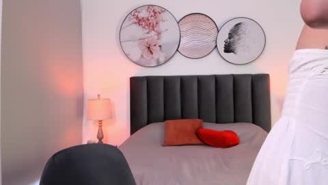 Sahara Garcia online show from 01/04/25, 07:44