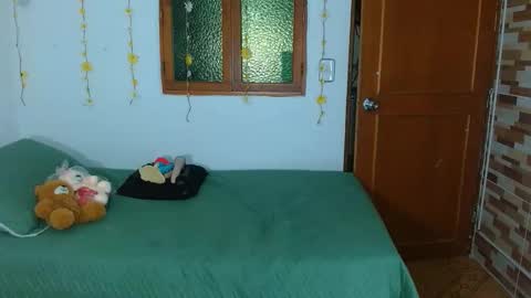 crisma online show from 10/30/25, 04:41