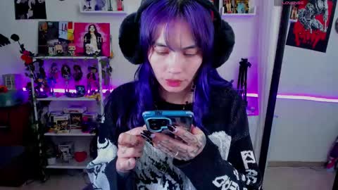    online show from 11/19/25, 05:57