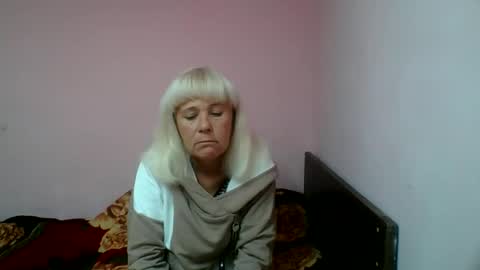 sakura_blonde online show from 09/25/25, 05:49