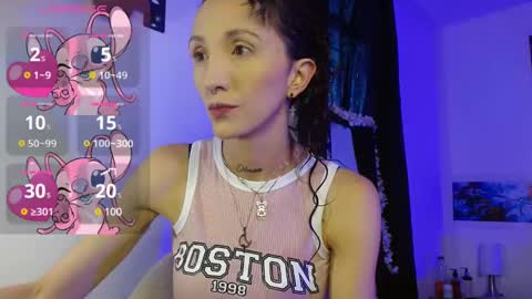 Snapshot of sakura_skinny chatting on 01/11/25, 11:45 Sakura Skinny online show from 01/11/25, 11:45