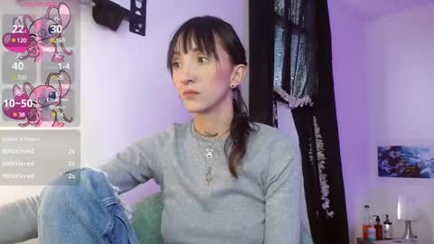 Snapshot of sakura_skinny chatting on 01/13/25, 06:27 Sakura Skinny online show from 01/13/25, 06:27