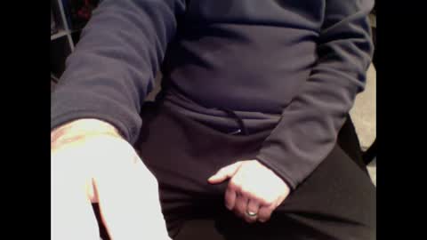 Snapshot of salamandertime chatting on 02/09/25, 01:46 Matt online show from 02/09/25, 01:46