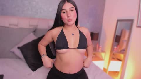 Snapshot of salem_sp chatting on 11/12/25, 02:45 Salem online show from 11/12/25, 02:45